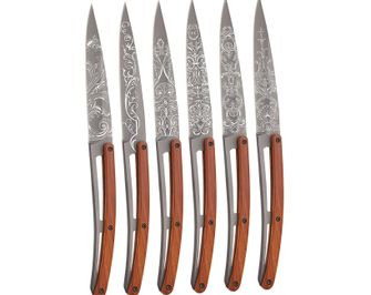 Set di coltelli da bistecca Deejo Tattoo in legno di corallo grigio chiaro Grand Siecle
