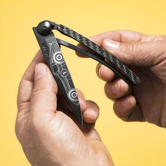 Coltello di chiusura Deejo Tattoo Nero carbonio Auto da corsa